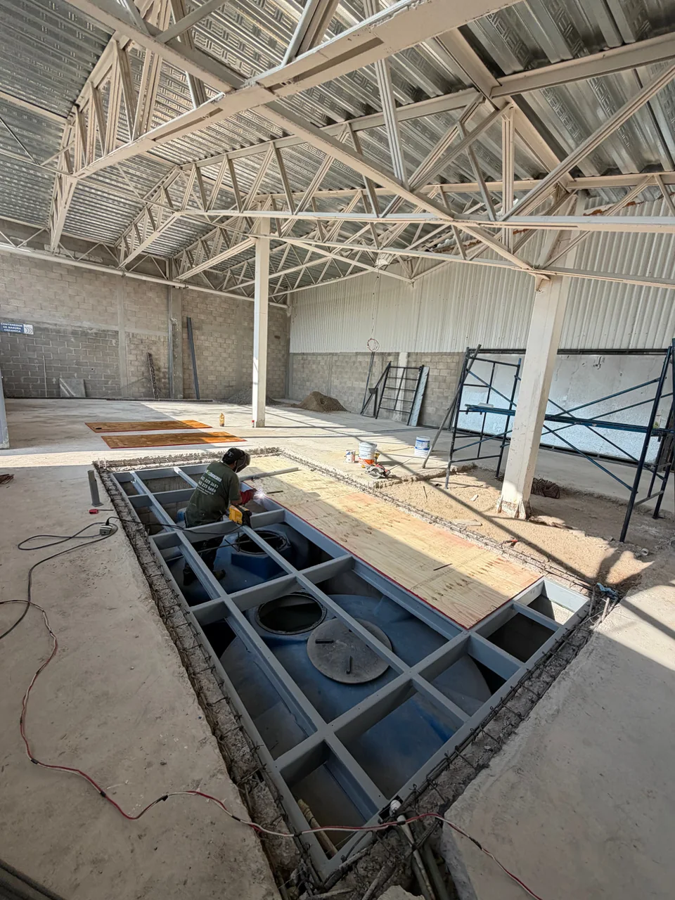 Fabricación de refuerzos y adecuación de infraestructura hidráulica.